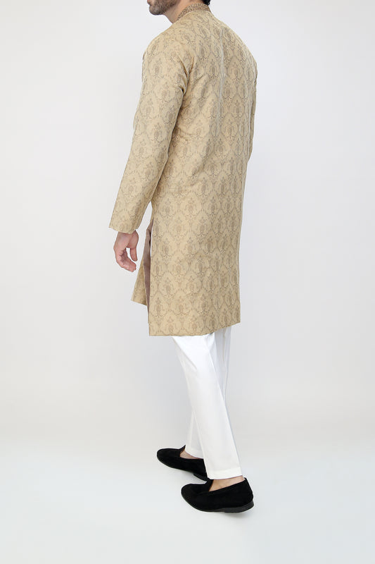 Beige kurta in blended fabric