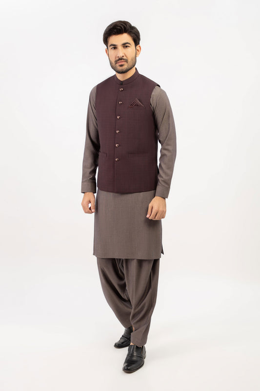 Men Shalwar Kameez With Waistcoat D.Brown - Stylish Garments