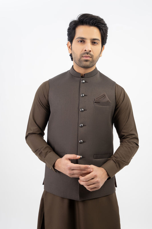 Men Shalwar Kameez With Waistcoat D.Brown - Stylish Garments