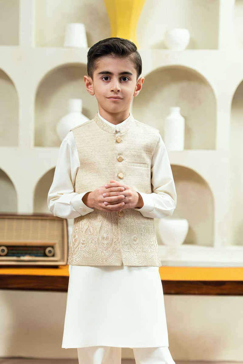 Off White Embroidered Waistcoat Suit KD - 13
