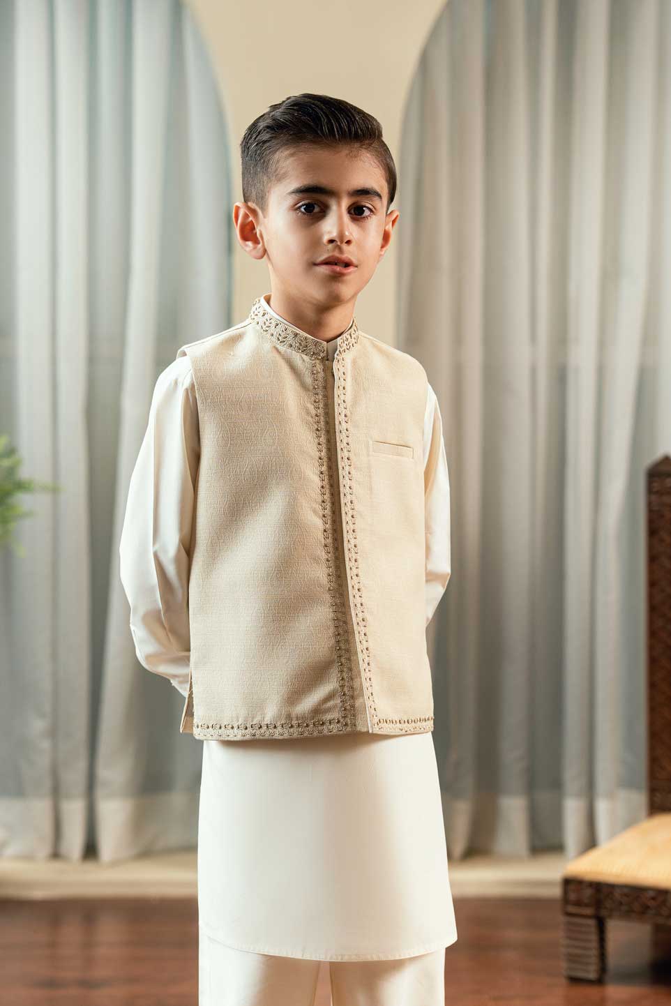 Fawn Textured Embroidered Waistcoat Suit KD - 18