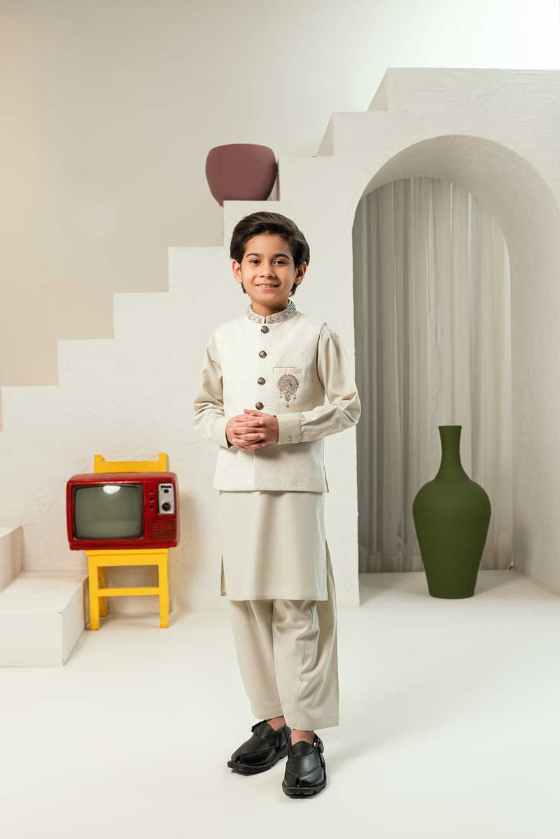 Ivory Hand Embroidered Waistcoat Suit KD - 24