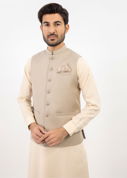 Men Shalwar Kameez With Waistcoat Light Fawn/Cream