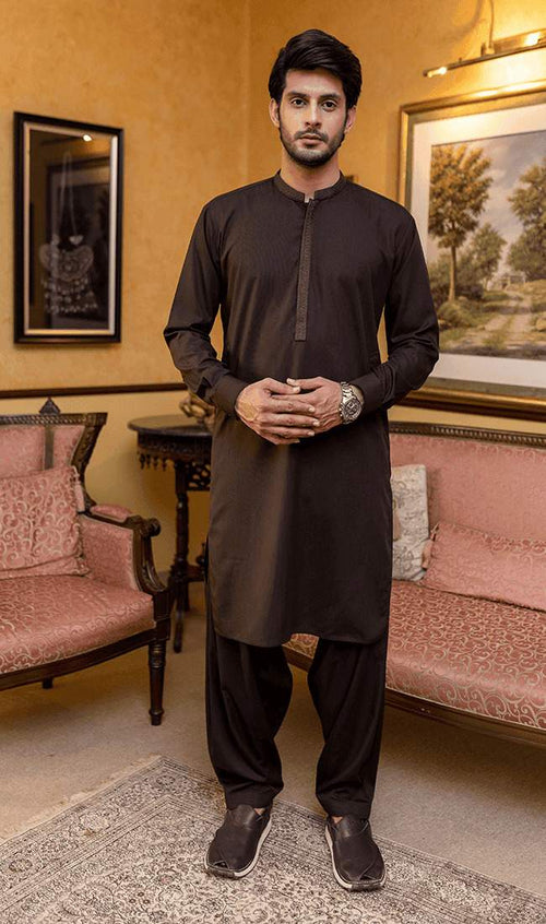 Ashab – Faiza Saqlain | Mens business casual outfits, Kids designer  dresses, Straight trousers